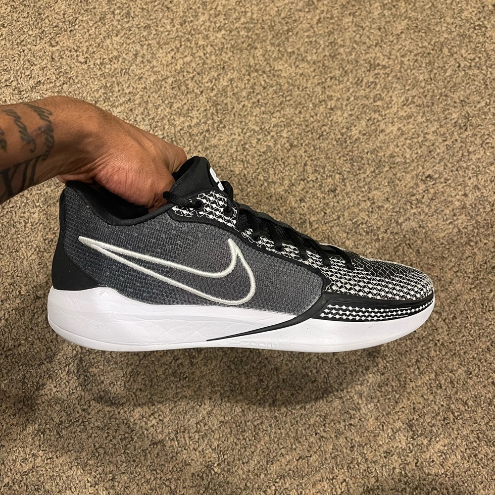 Nike Sabrina 1’s